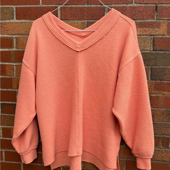 Aerie Oversized V-Neck Textured Sweatshirt Coral Peach Size Medium - Picture 1 of 4